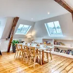 Magnifique Duplex Plein Centre - 15 Pers - 200m2 - 600m ! *