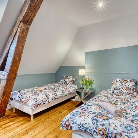Magnifique Duplex Plein Centre - 15 Pers - 200m2 - 600m ! * Dieppe