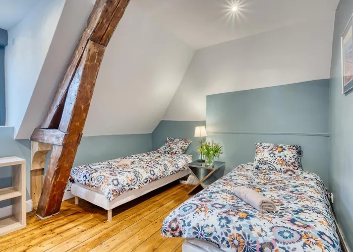 Magnifique Duplex Plein Centre Ville - 15 Pers - 200M2 - 600M Plage ! * Dieppe